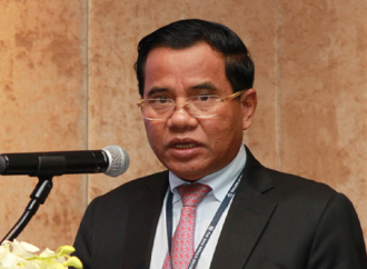 Mr. Kim Vada, APRACA Chairman and Assistant Governor of National Bank of Cambodia