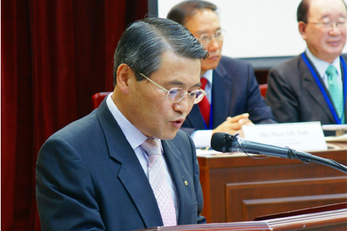Mr. Yoon Jong-Il, Vice-Chairman and President, NACF, Korea