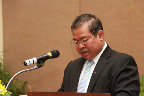 H.E. Chea Chanto, Governor of the National Bank of Cambodia