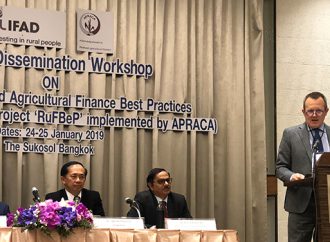 Mr. Nigel Brett, Director (Asia-Pacific), IFAD addressing the delegates of IFAD-APRACA Global dissemination workshop held in Bangkok during 24-25 January 2019